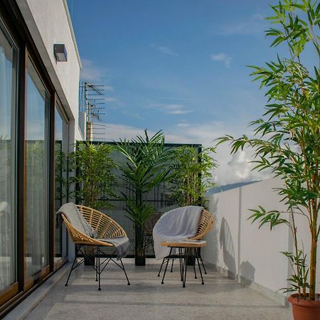Filopappou Hill Suites By Athens Stay Atenas Exterior foto